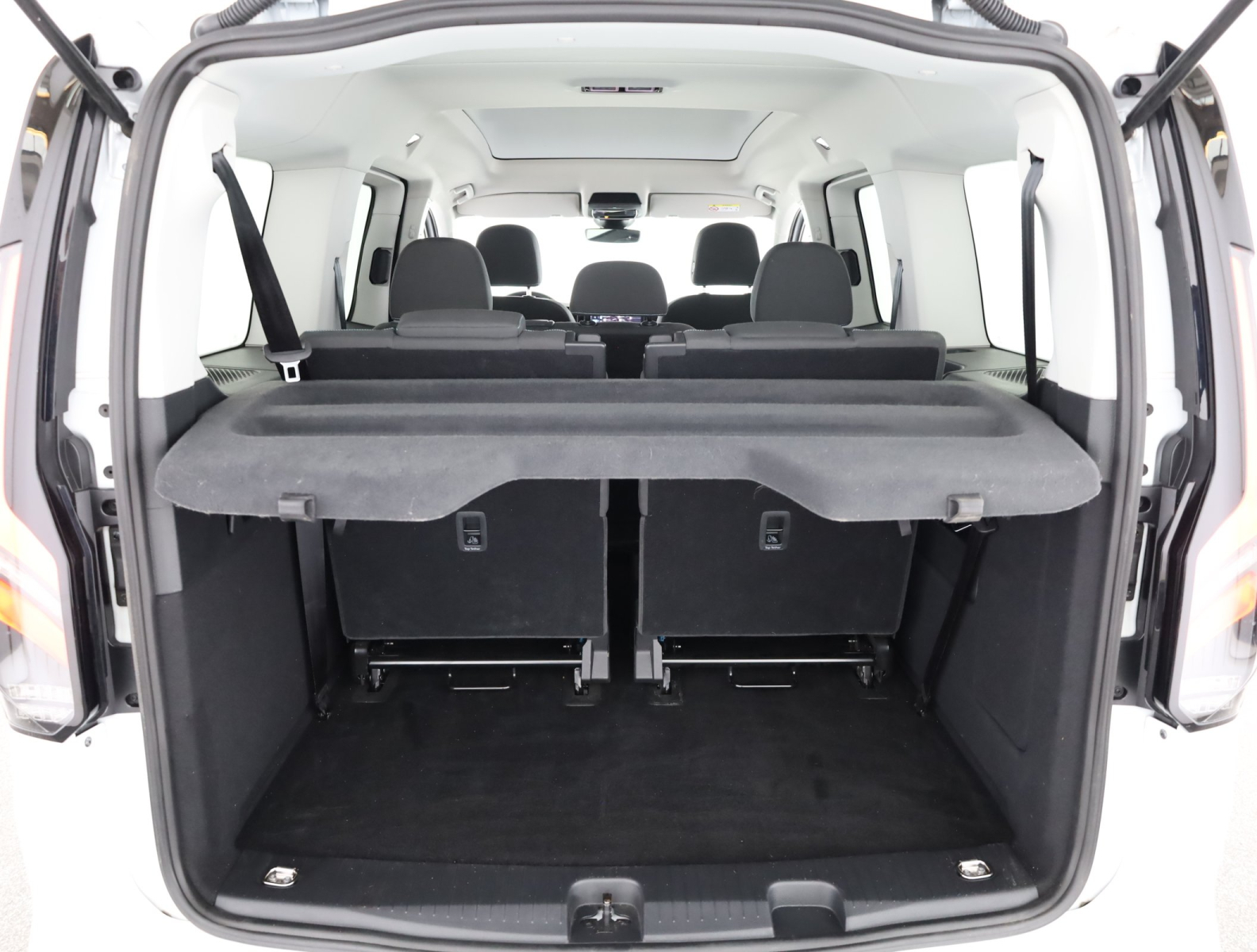 Ford Tourneo Connect - 2025