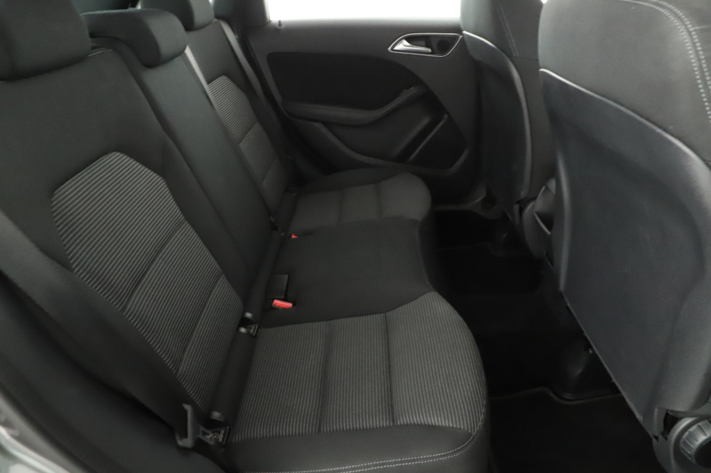 Mercedes-Benz B