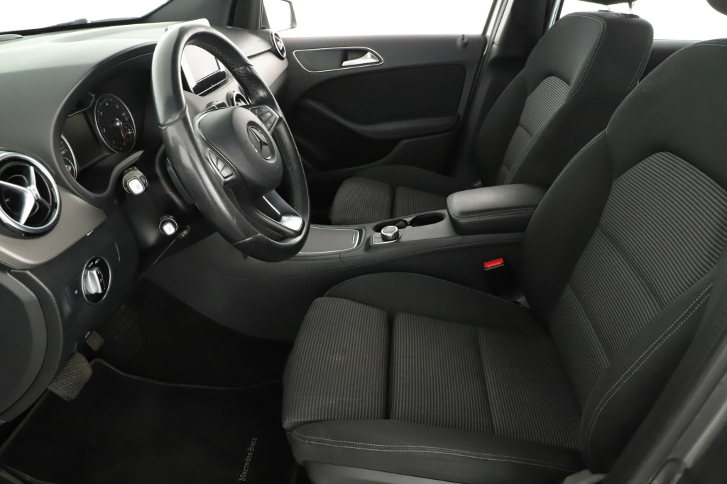 Mercedes-Benz B