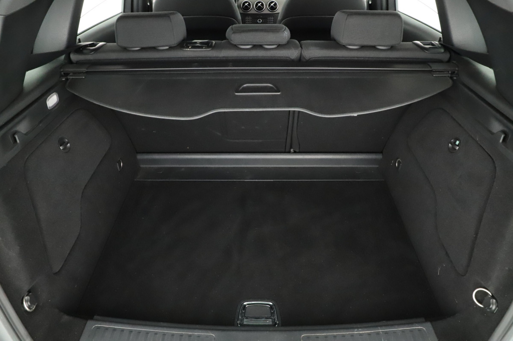 Mercedes-Benz B