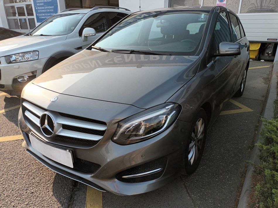 Mercedes-Benz B - 2017