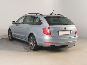 Skoda Superb - 2012