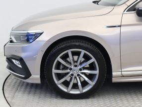 Volkswagen Passat - 2020