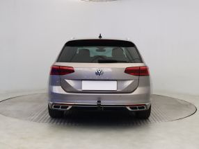 Volkswagen Passat - 2020
