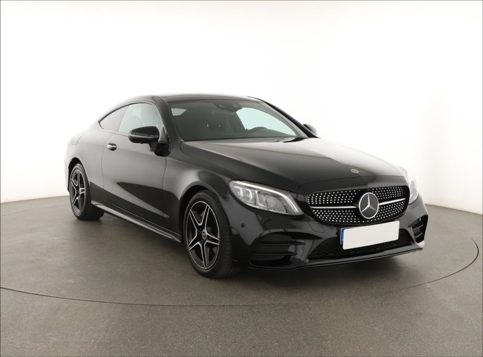Mercedes-Benz C - 2020