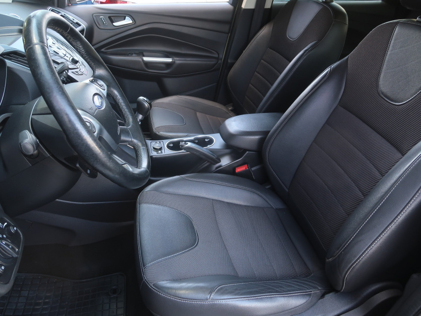 Ford Kuga, 2014