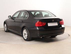 BMW 3 - 2010