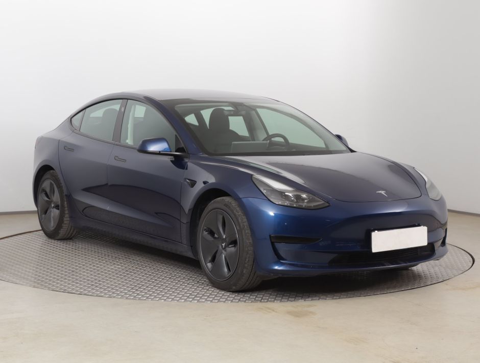 Tesla Model 3 - 2021
