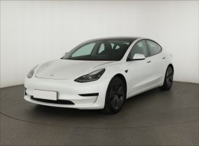Tesla Model 3 - 2021