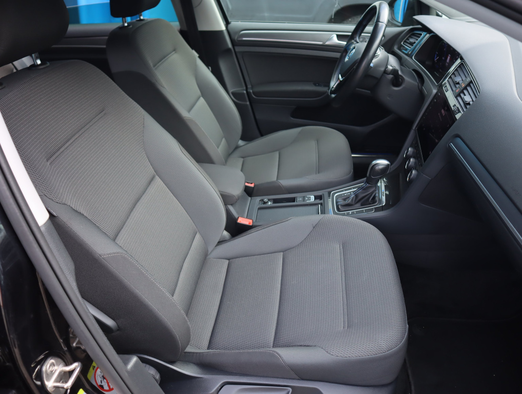 Volkswagen e-Golf