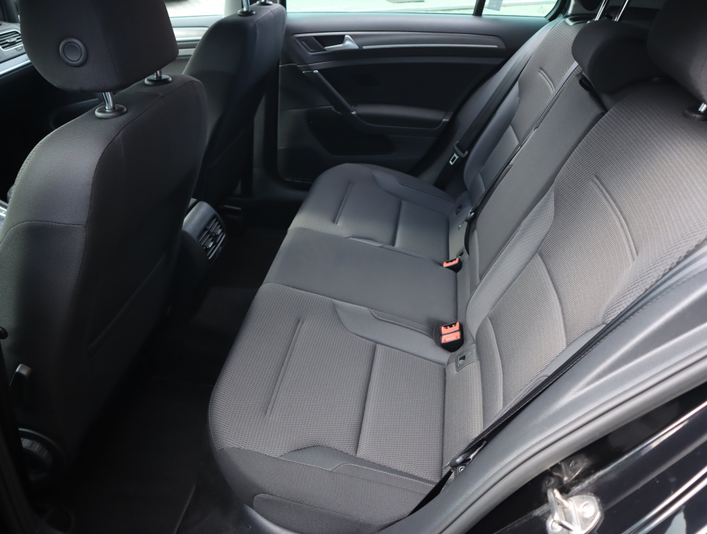 Volkswagen e-Golf