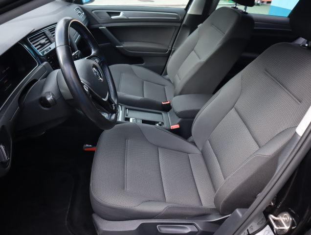 Volkswagen e-Golf 32 kWh - 37 Ah