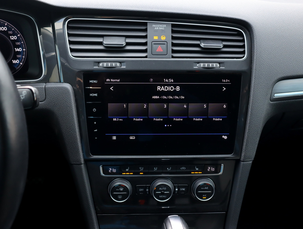 Volkswagen e-Golf