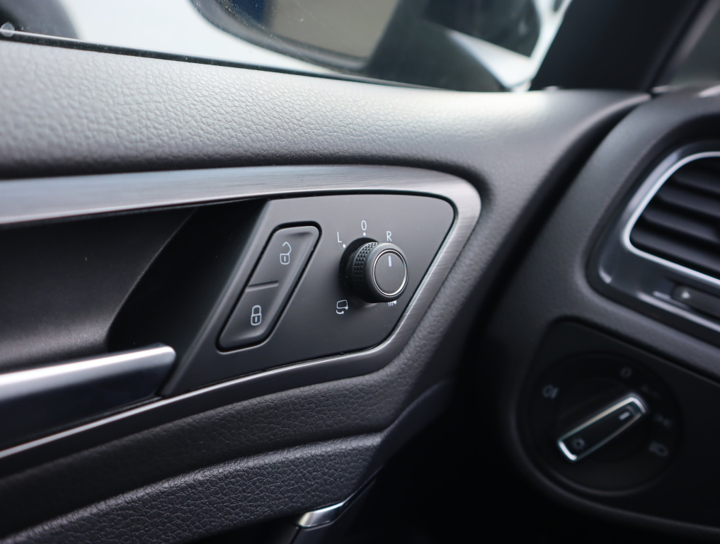 Volkswagen e-Golf