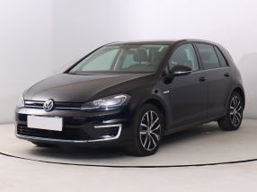 Volkswagen e-Golf - 2020