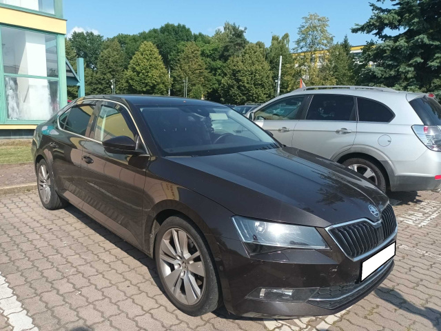 Škoda Superb 2016