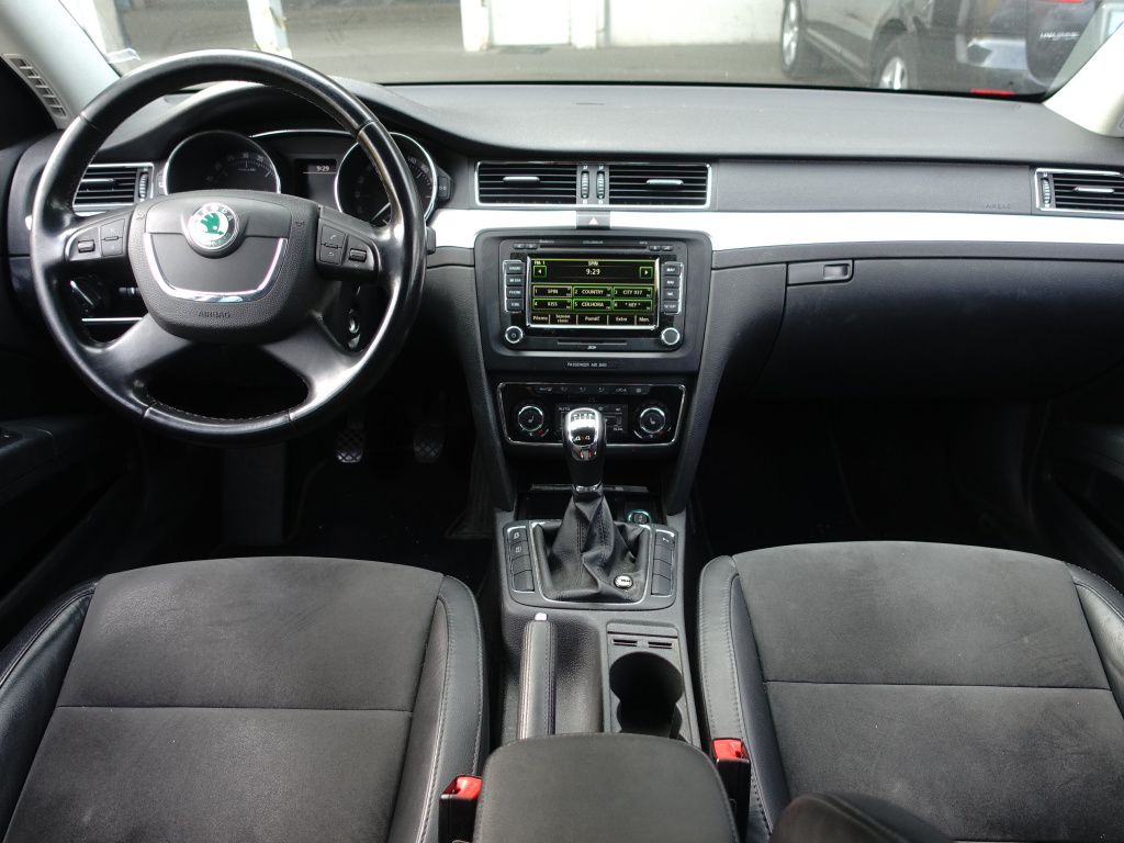 Škoda Superb