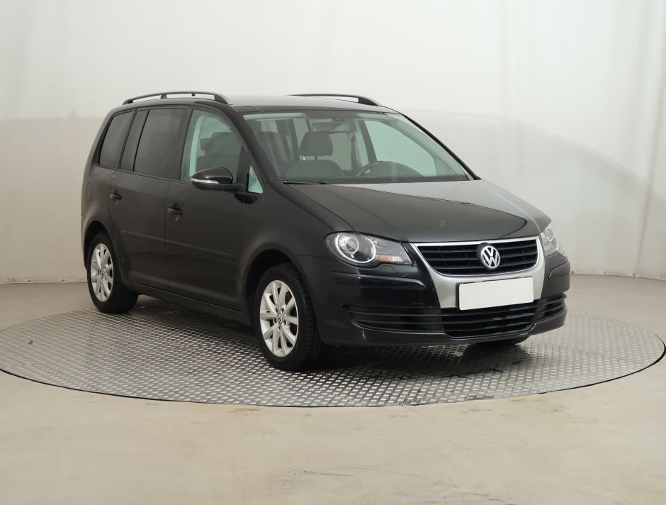 Volkswagen Touran - 2009