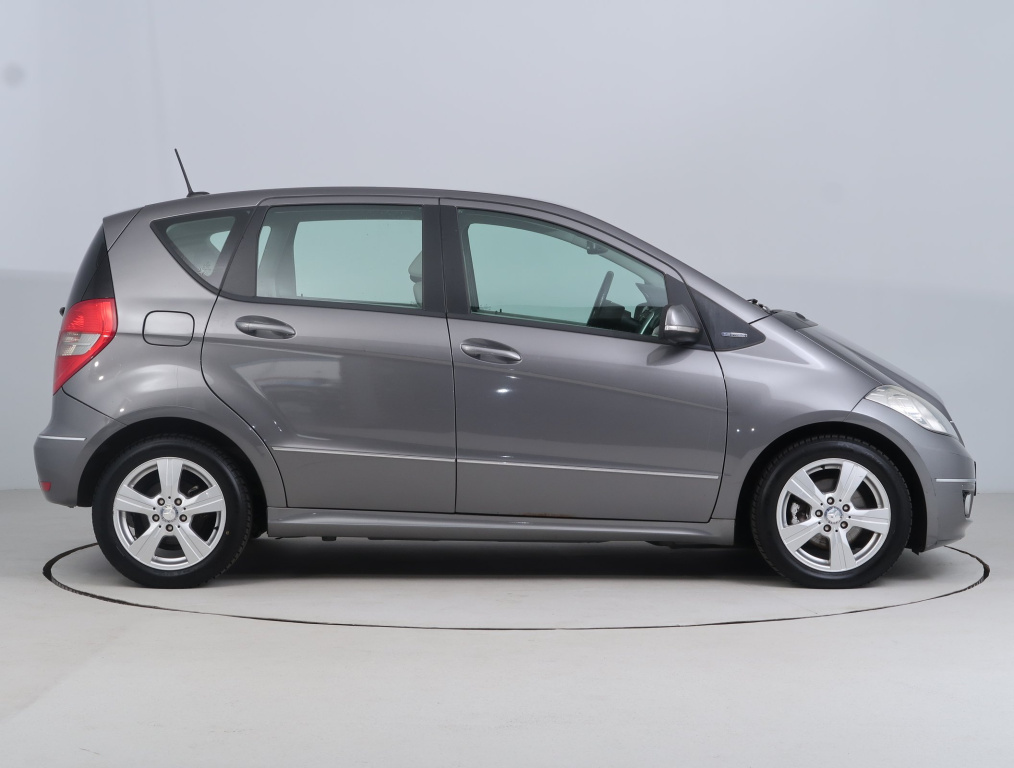 Mercedes-Benz A