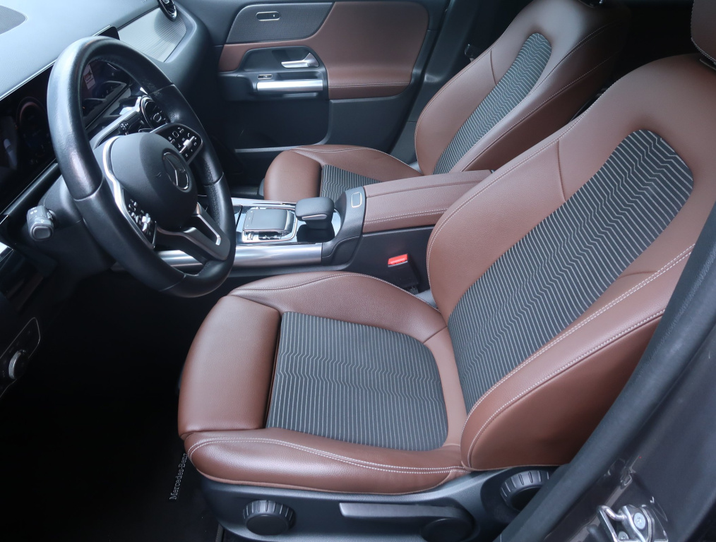 Mercedes-Benz B