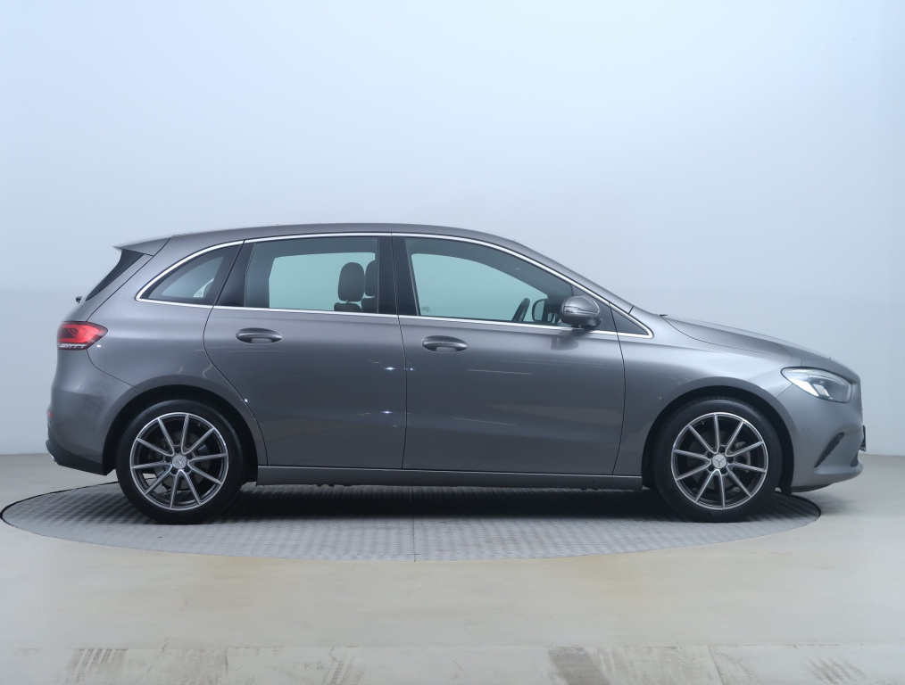 Mercedes-Benz B