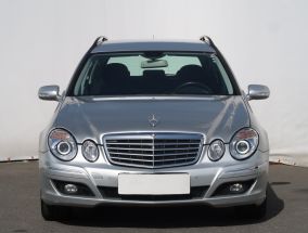 Mercedes-Benz E - 2007