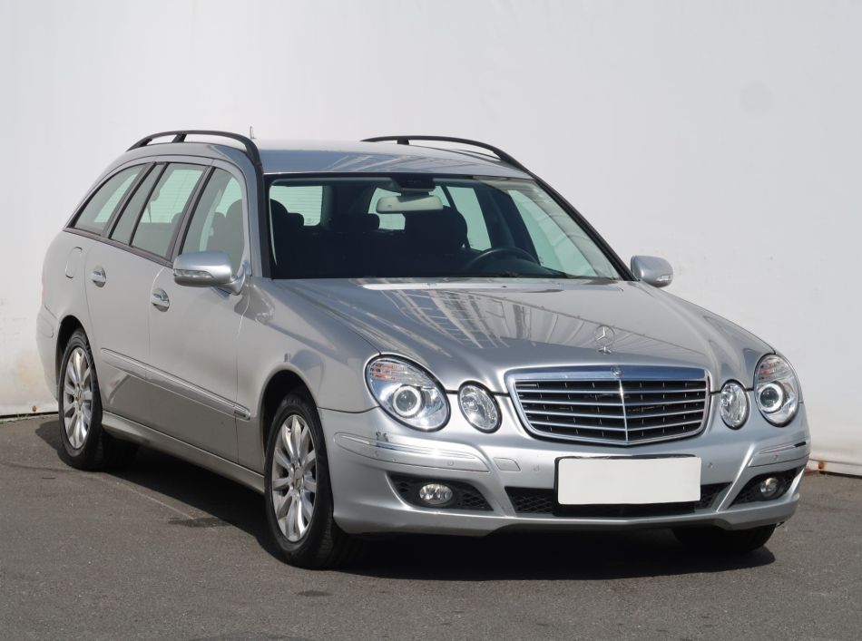 Mercedes-Benz E - 2007