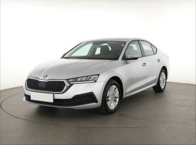 Škoda Octavia - 2023