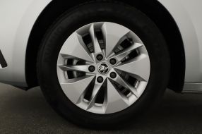 Škoda Octavia - 2023