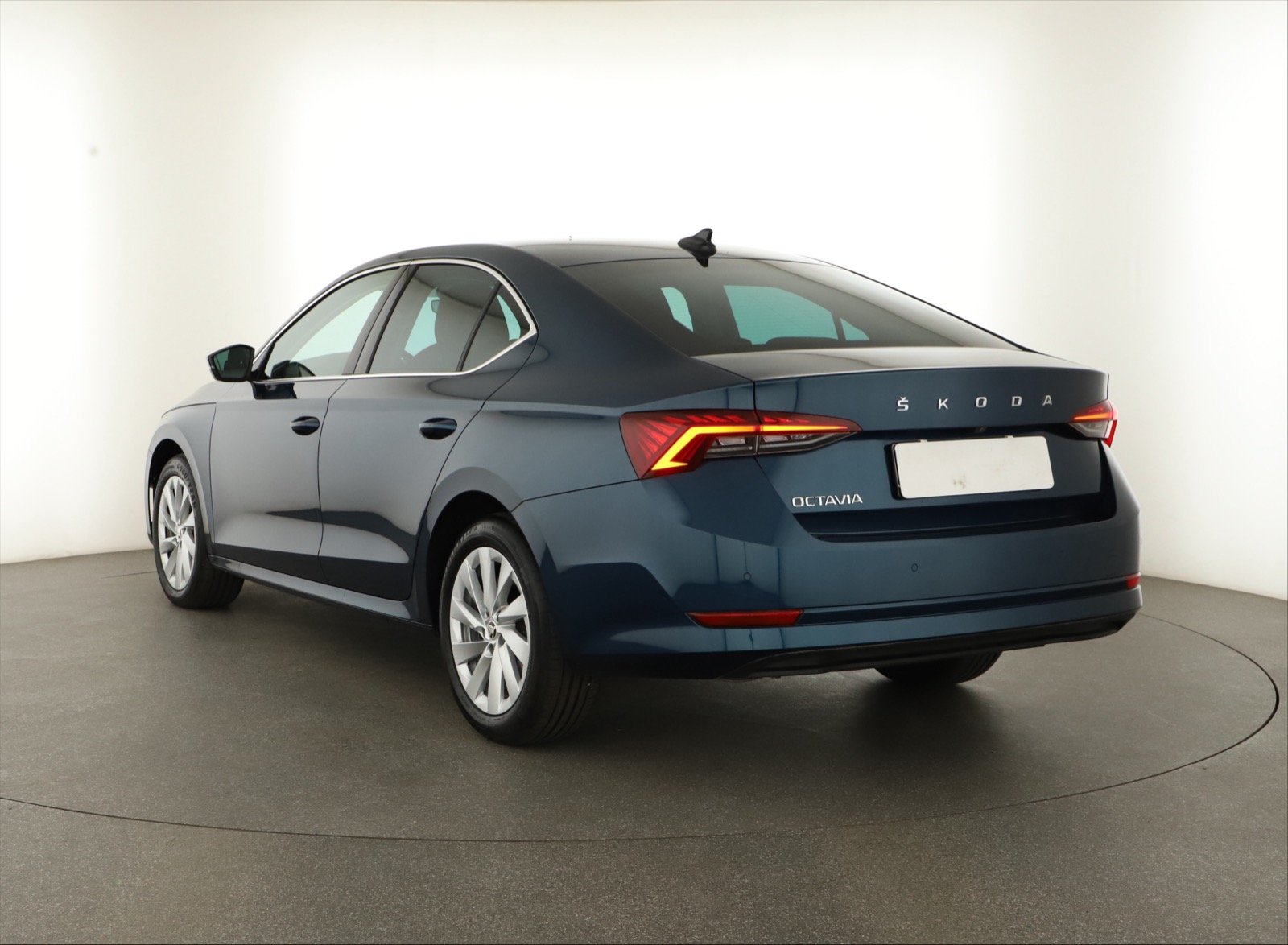 Škoda Octavia - 2023