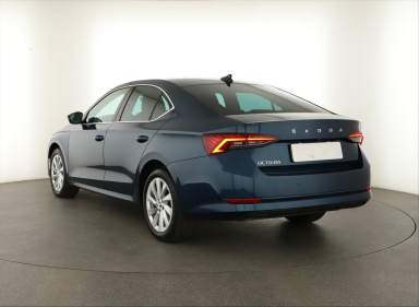 Škoda Octavia - 2023