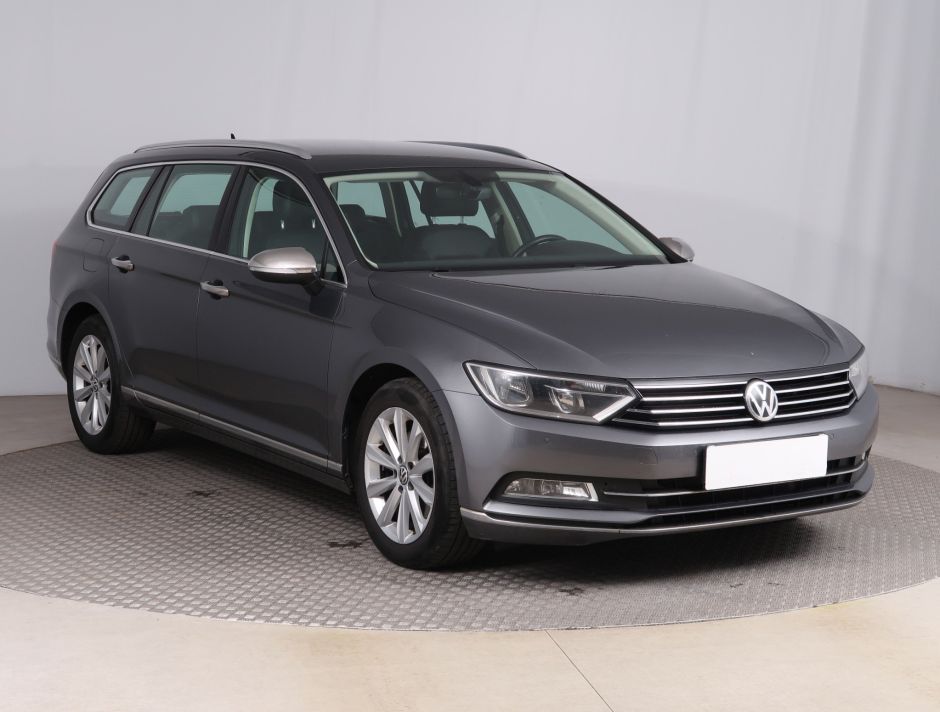 Volkswagen Passat - 2016