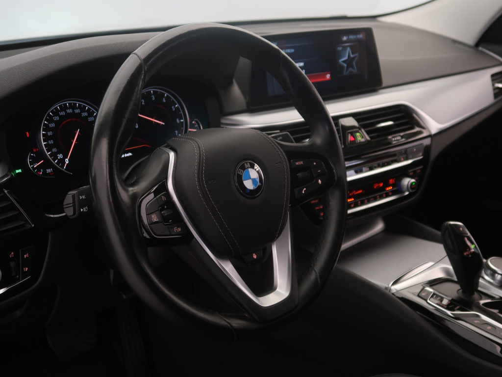 BMW 6GT