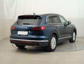 Volkswagen Touareg - 2021