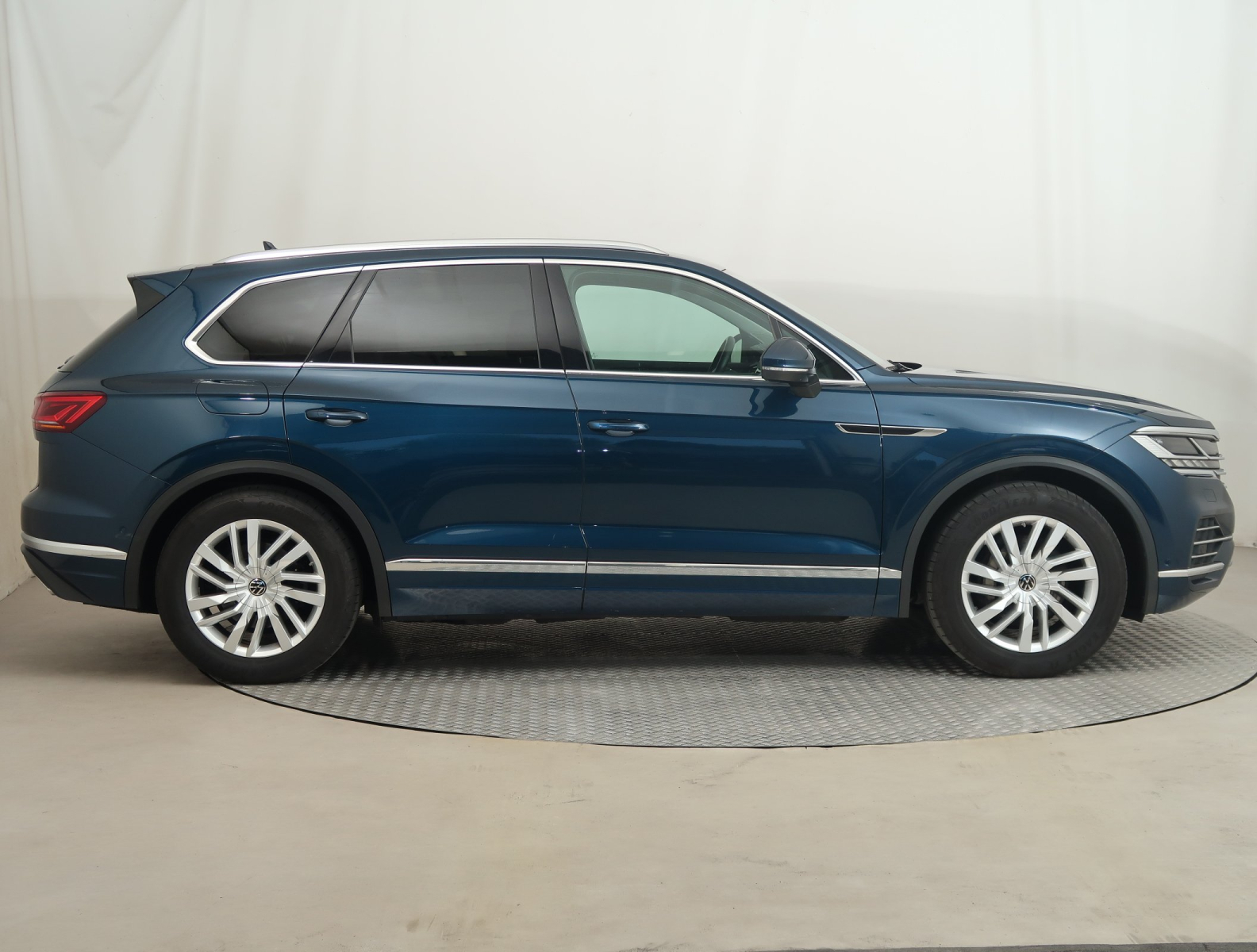 Volkswagen Touareg - 2021