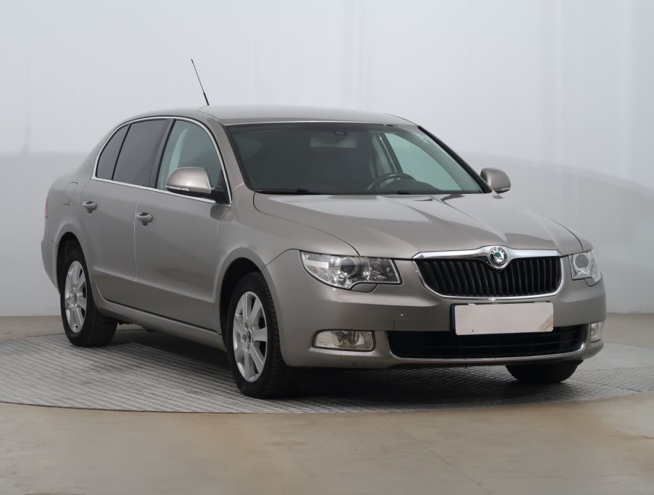 Skoda Superb - 2009