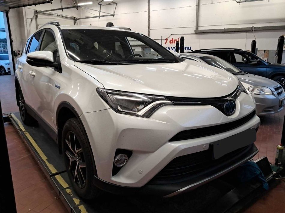 Toyota RAV 4 - 2016