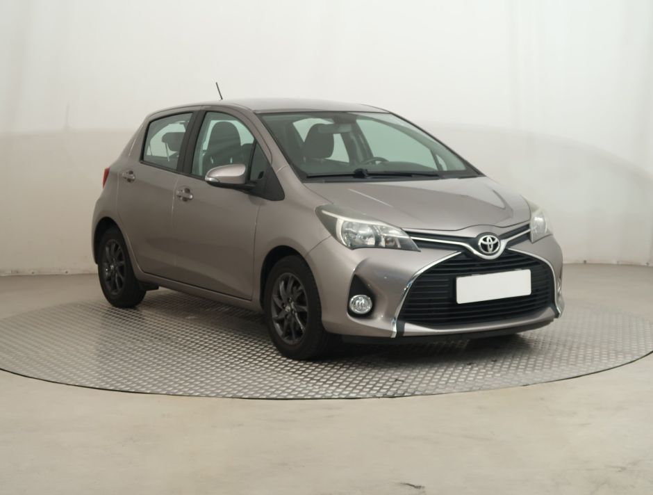 Toyota Yaris - 2015