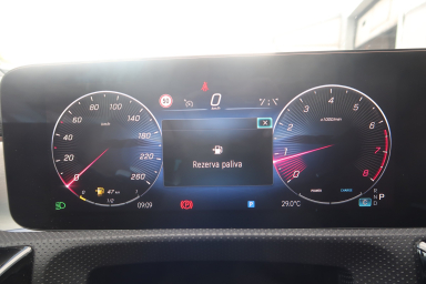 Mercedes-Benz CLA - 2024