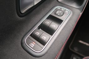 Mercedes-Benz CLA - 2024