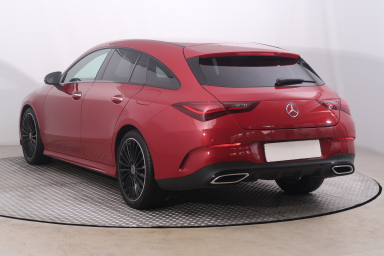 Mercedes-Benz CLA - 2024