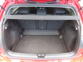 Volkswagen Golf - 2024