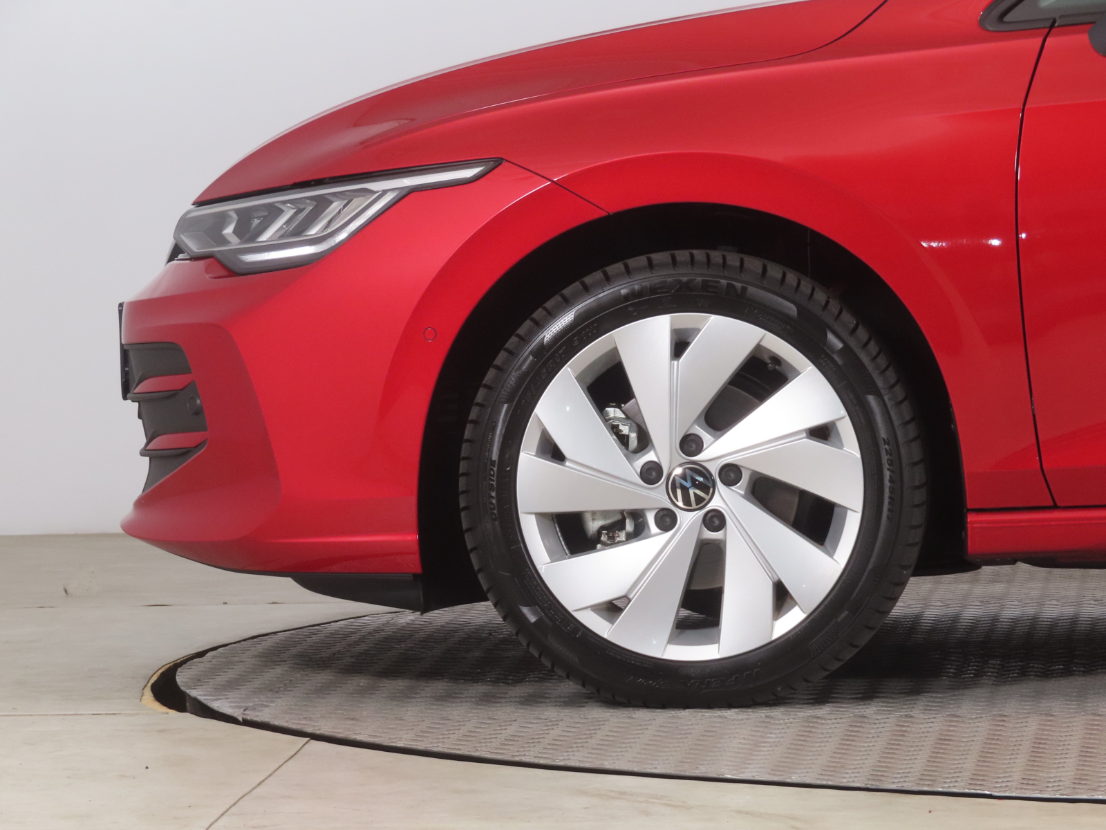 Volkswagen Golf - 2024