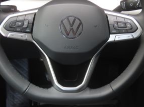 Volkswagen Golf - 2024