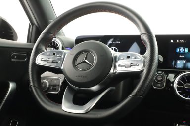 Mercedes-Benz A - 2021