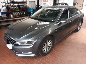 Volkswagen Passat - 2015