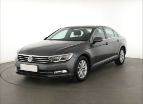 Volkswagen Passat - 2015