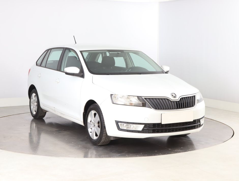 Skoda Rapid Spaceback - 2015