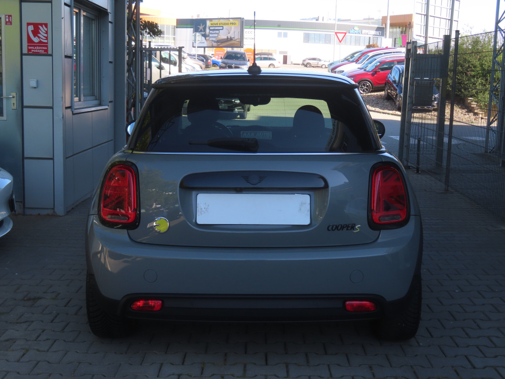 MINI 3-door