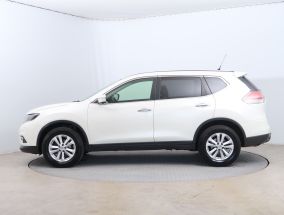 Nissan X-Trail - 2015